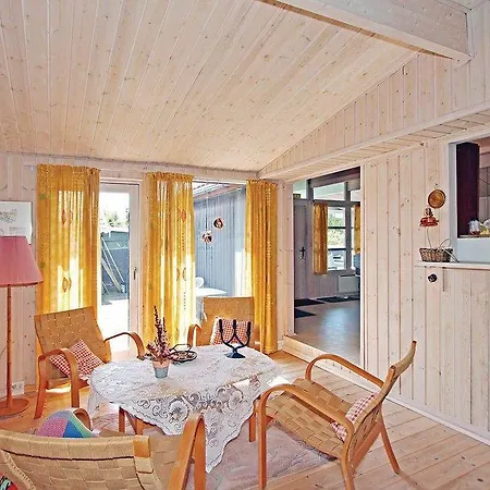 Holiday Ellinge Strandvej 度假居 Vig